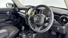 MINI Hatchback 1.5 Cooper Classic 5dr Auto Petrol Hatchback